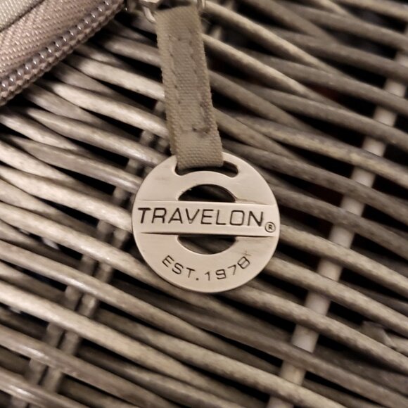 Travelon Wallet Zipper Neutral with Floral Lining - Picture 4 of 9